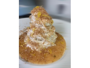 SPAGHETTO FREDDO BOTTARGA ZEST DI LIMONE, STRACCIATELLA, BISQUE DI SCAMPI